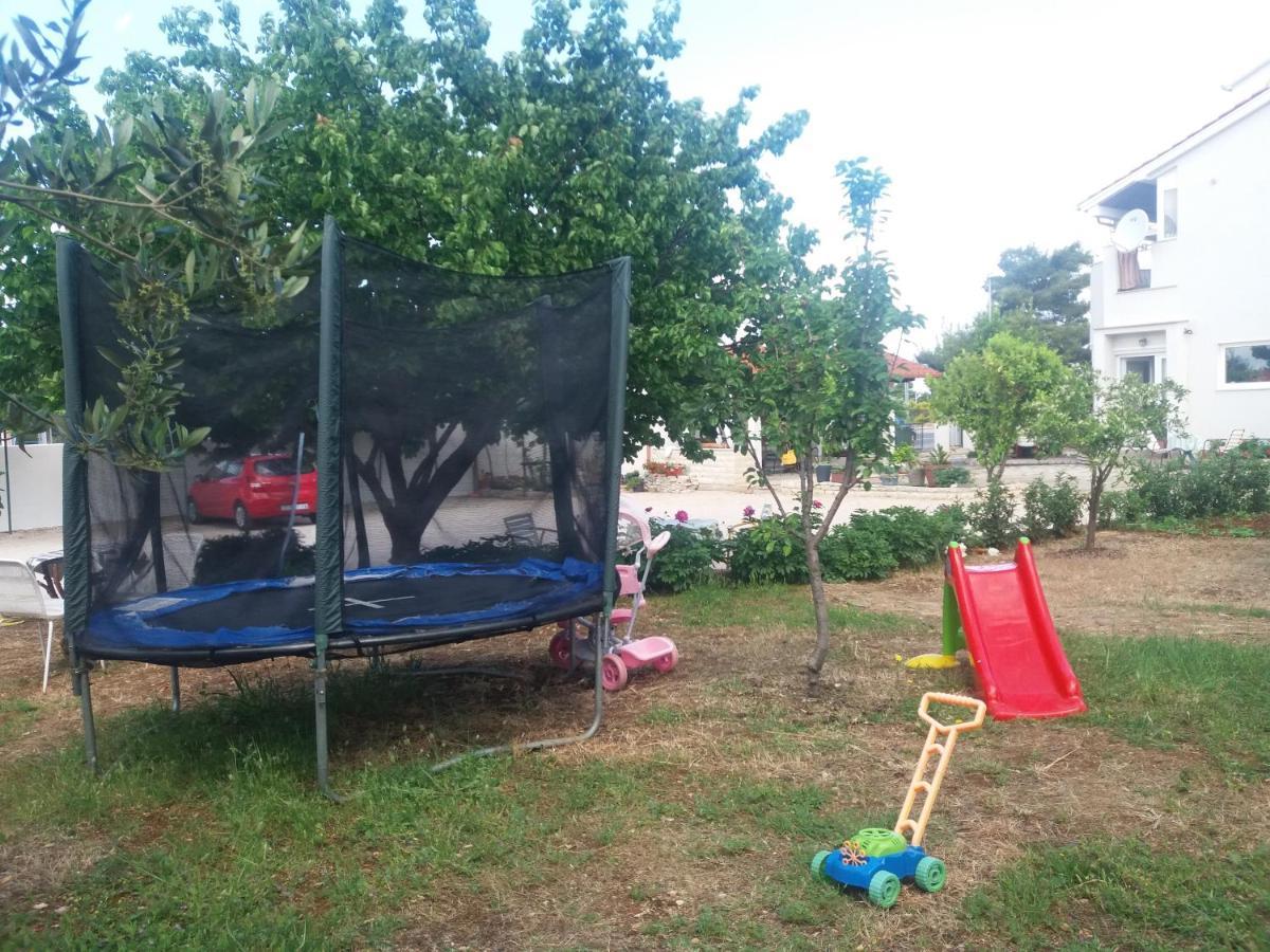 Apartmani Kardum Brodarica 布罗达里卡 外观 照片